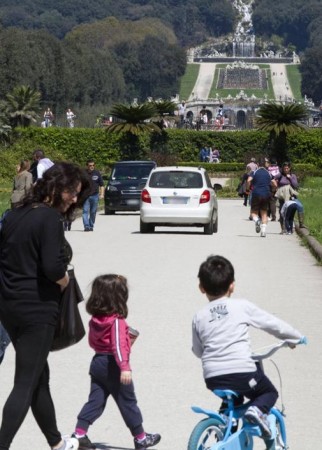 degrado reggia di caserta